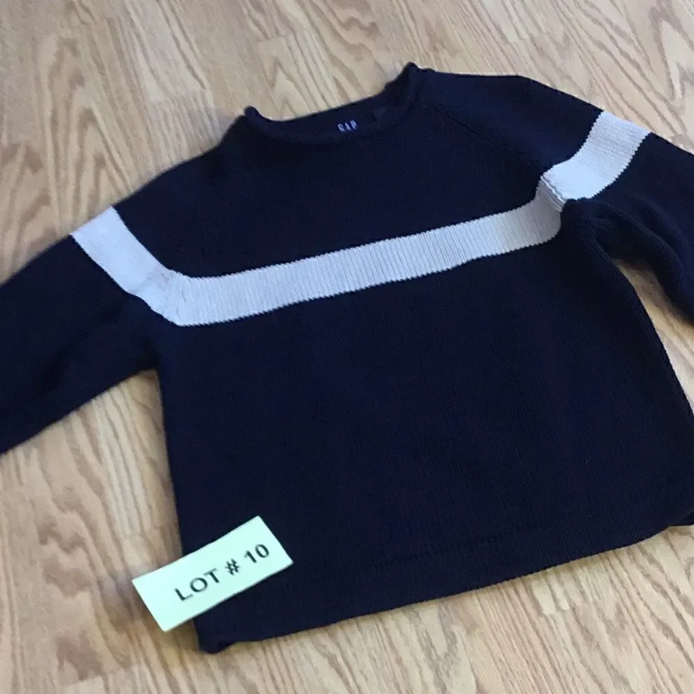 Heavy weight knit sweater by GAP in XXL
